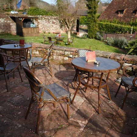 Chateau De Vassinhac Chambres D'Hotes Collonges La Rouge المظهر الخارجي الصورة