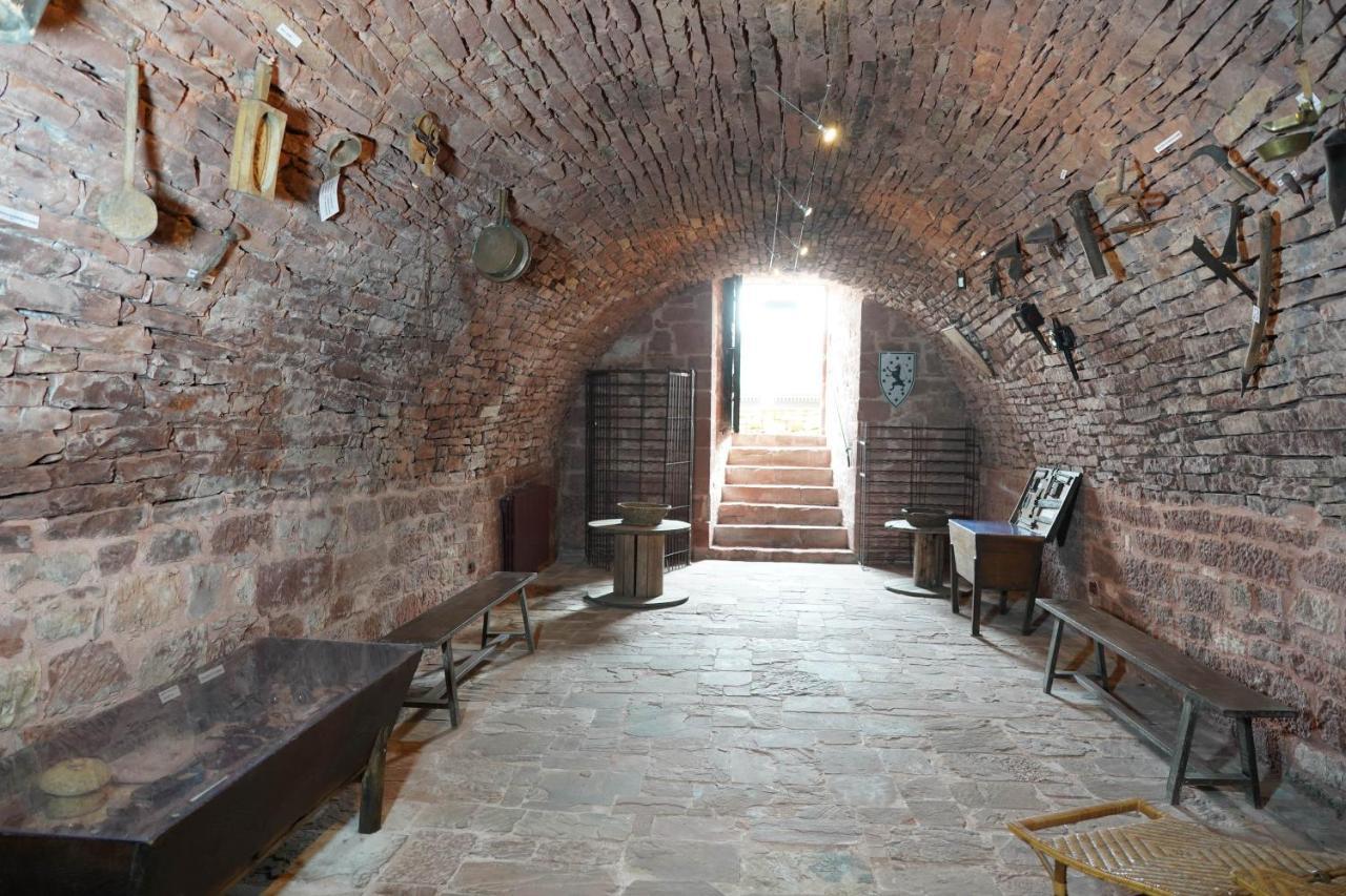 Chateau De Vassinhac Chambres D'Hotes Collonges La Rouge المظهر الخارجي الصورة